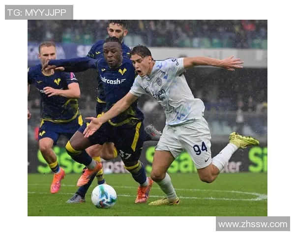 意甲激战曼联大胜巴萨五球狂潮乌龙球瞬间点燃全场热情